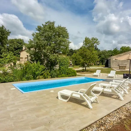 Stancija Napoleon Appartement Žminj
